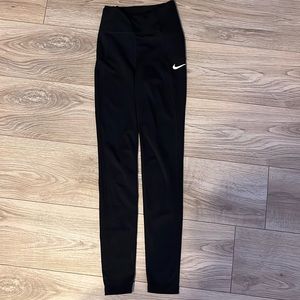 Girls Nike DRI-FIT leggings